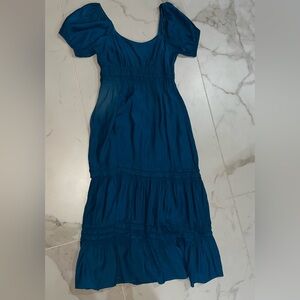 Elegant Blue Maxi Dress